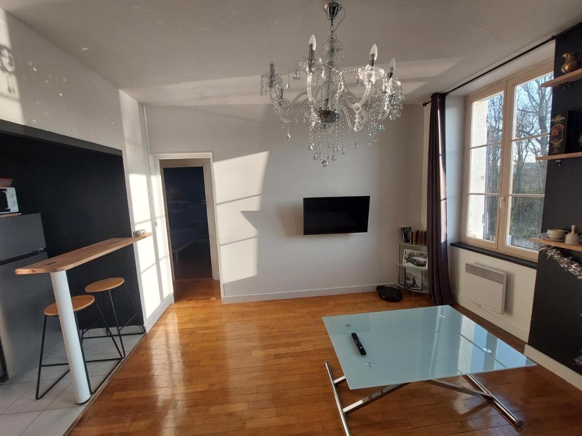 Aparthotel Kilometre 99 Pont-Sur-Yonne Zewnętrze zdjęcie