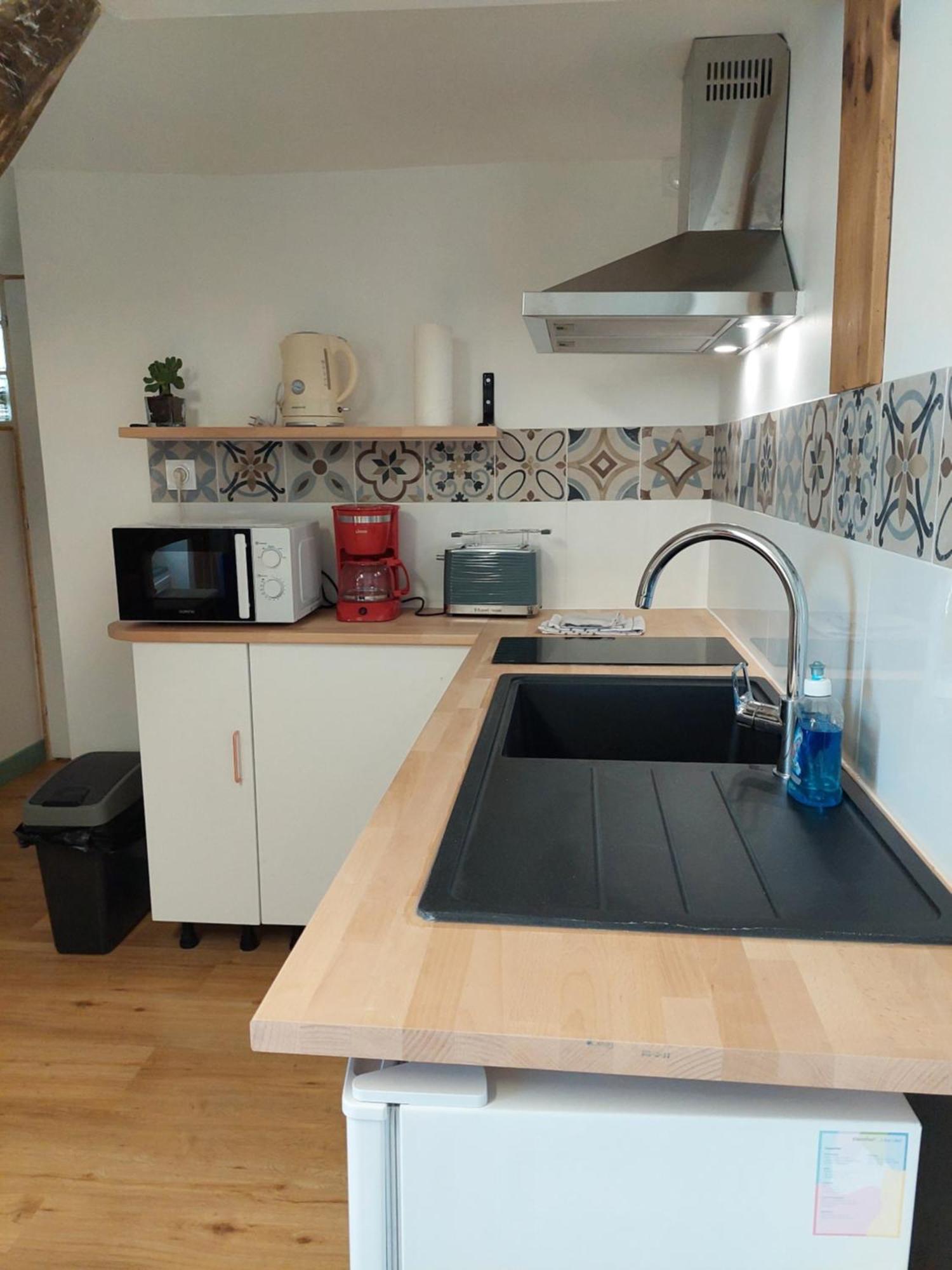 Aparthotel Kilometre 99 Pont-Sur-Yonne Zewnętrze zdjęcie