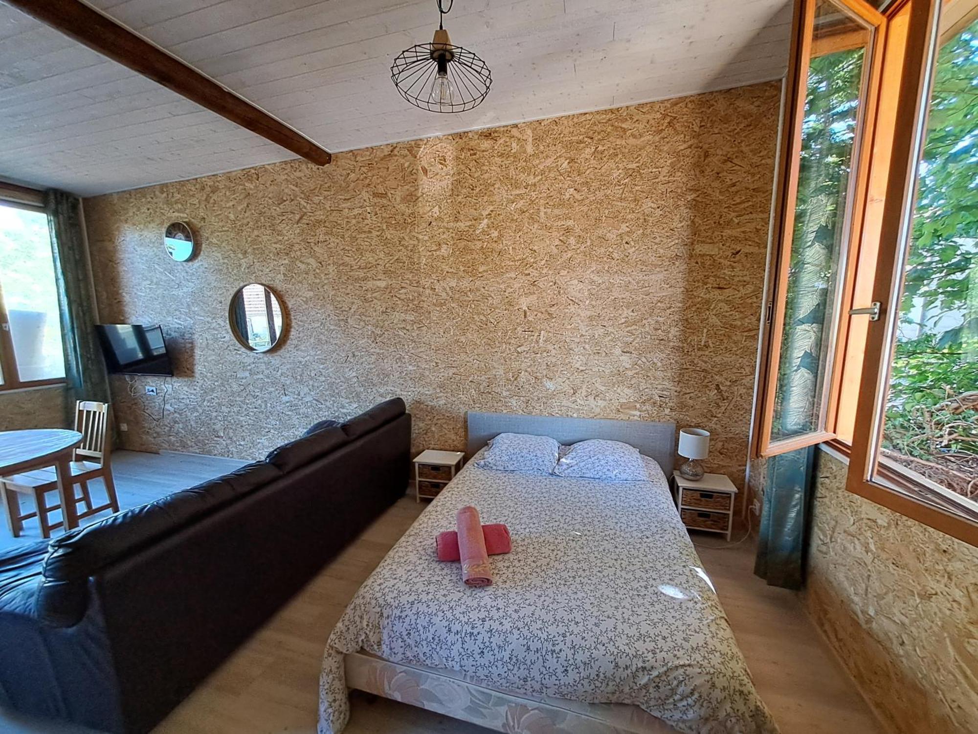 Aparthotel Kilometre 99 Pont-Sur-Yonne Zewnętrze zdjęcie
